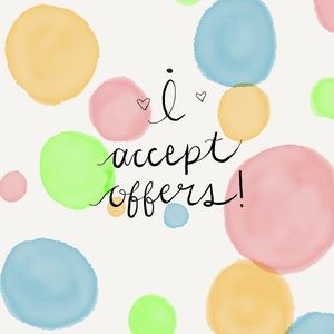 😘MAKE OFFERS!❤️